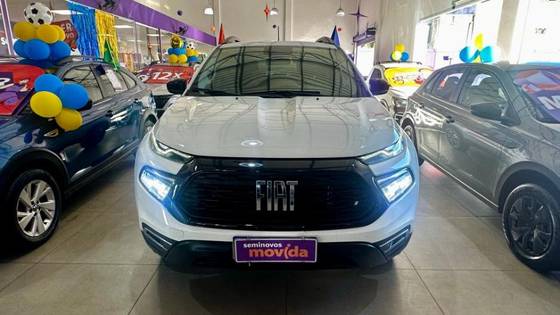 FIAT TORO 1.3 TURBO 270 FLEX FREEDOM AT6 FIAT TORO 1.3 TURBO 270 FLEX FREEDOM AT6